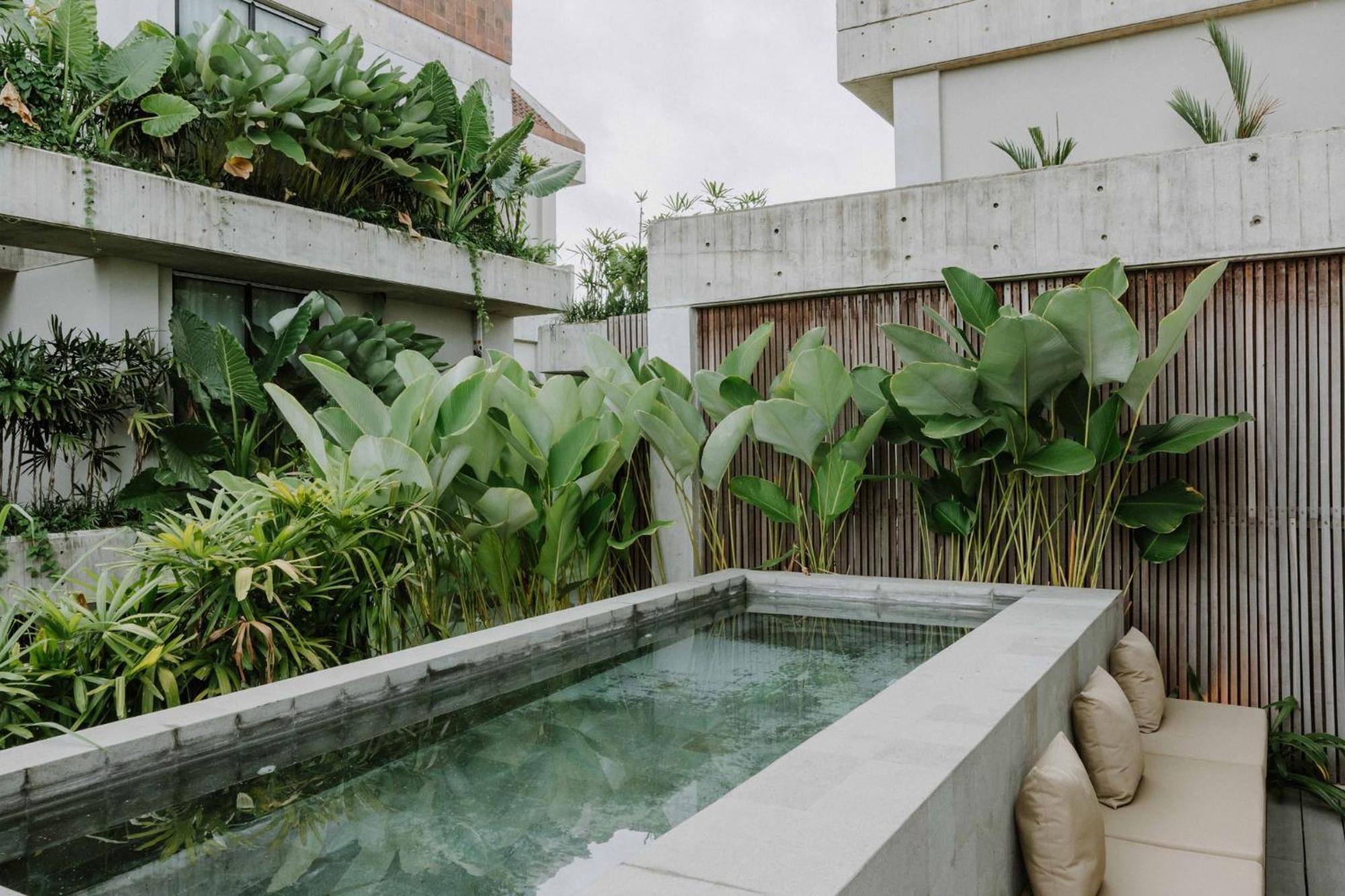 The Komu Canggu  Exterior photo