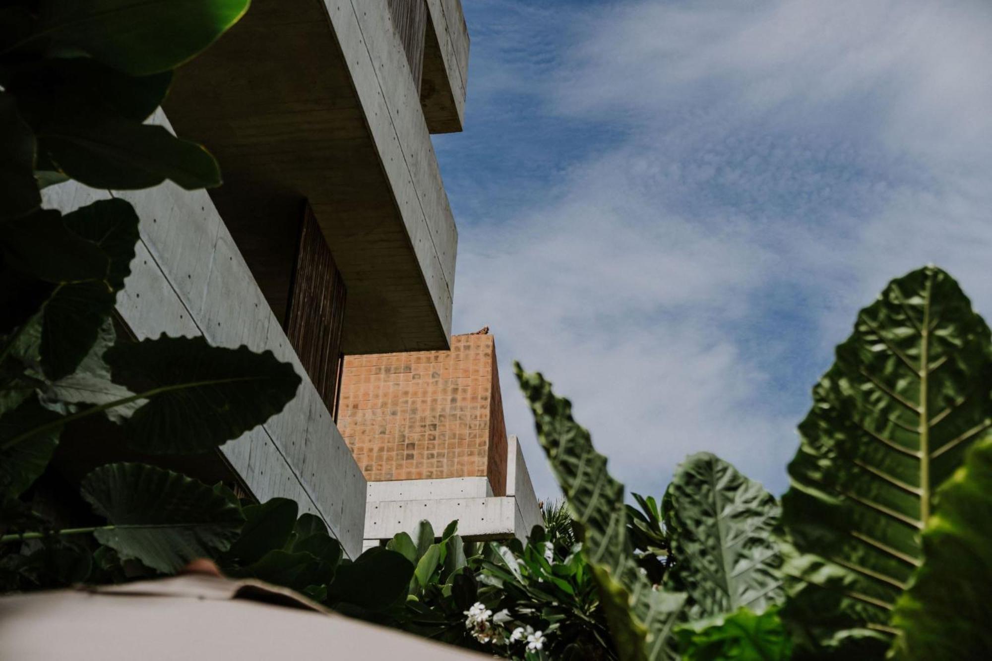 The Komu Canggu  Exterior photo